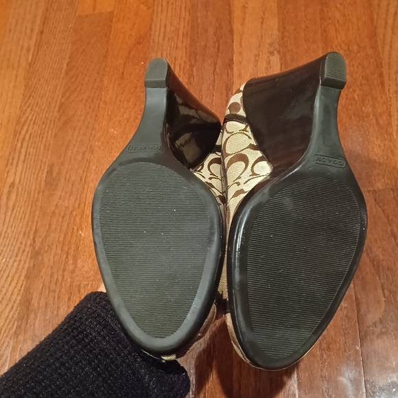 Coach monogram brown Kerryann Wedges - Picture 2 of 4